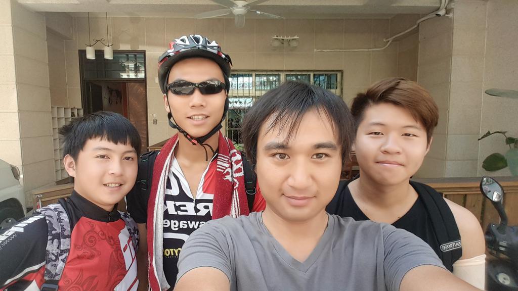 Dropby B&B Città di Hualien Esterno foto